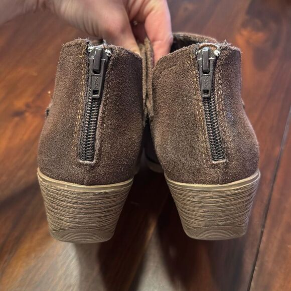 Earth Origins Brown Suede Ankle Booties Boots Women’s US 8 M - Picture 4 of 8